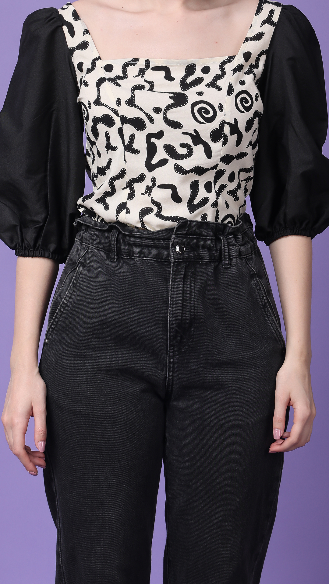 Black and White Abstract print Balloon Sleeves Top